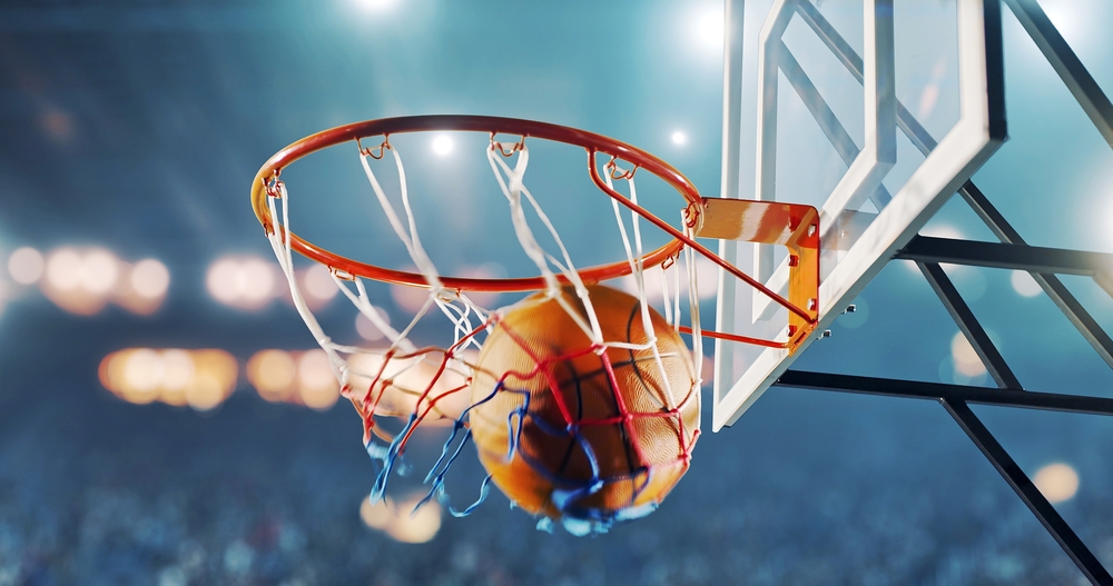 Basketball,Hoop,In,A,Professional,Basketball,Arena. Principais Campeonatos de Basquete para fazer apostas basquetebol