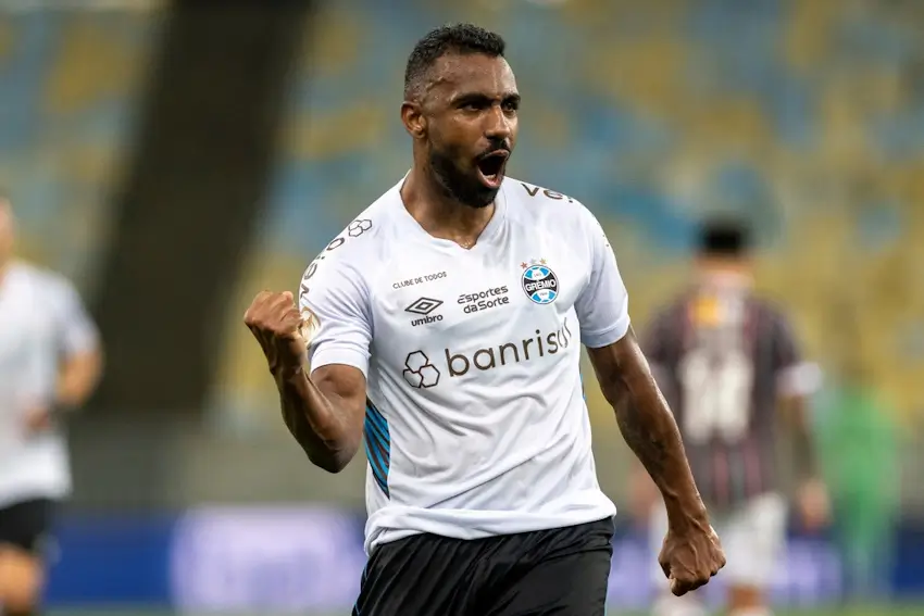 Grêmio x Palmeiras: onde assistir, análise e dica de acumulada