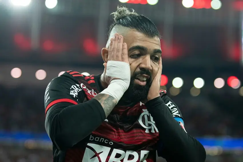 Afundados na crise, Flamengo, com técnico novo, e Corinthians abrem batalha por vaga na decisão da Copa do Brasil